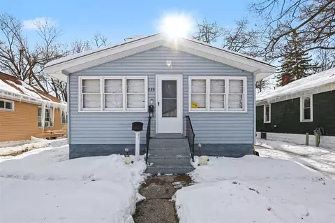 889 Fleming, Muskegon, MI 49442