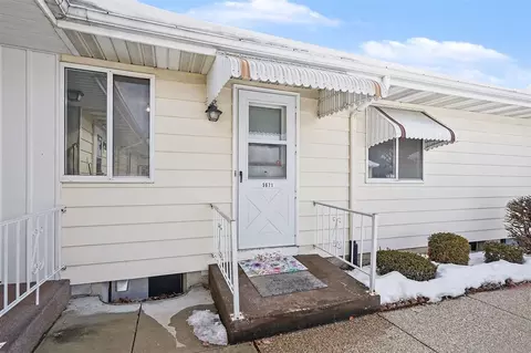 5671 Leisure S, Grand Rapids, MI 49548