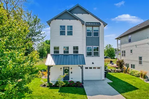 118 Elkenburg #20, South Haven, MI 49090