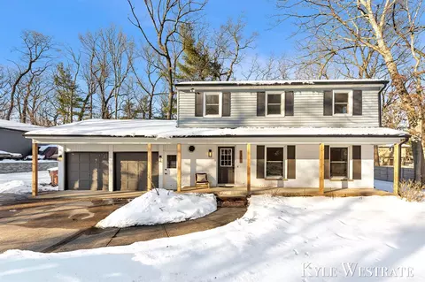 7361 Sheffield, Ada, MI 49301