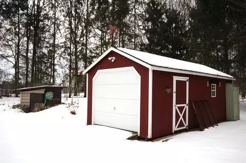 25395 Flach, Mendon, MI 49072 photo 3