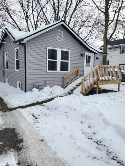 1347 Rose, Benton Harbor, MI 49022