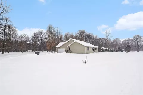 Exterior - 6455 E, Richland, MI 49083 photo 4 of 5