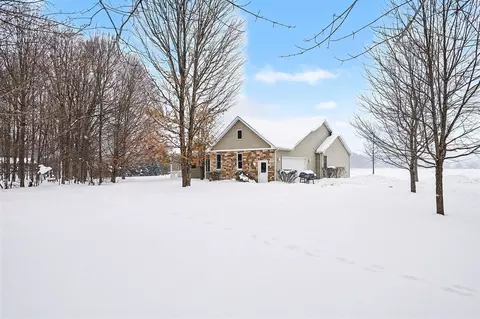 Exterior - 6455 E, Richland, MI 49083 photo 3 of 5