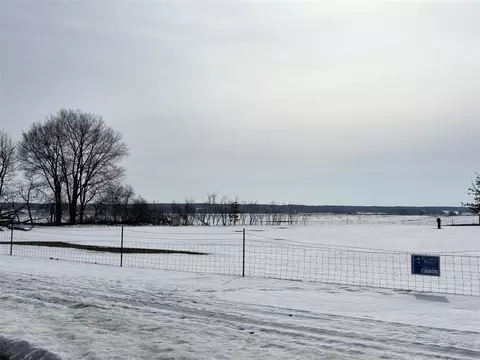 39673 82nd, Decatur, MI 49045