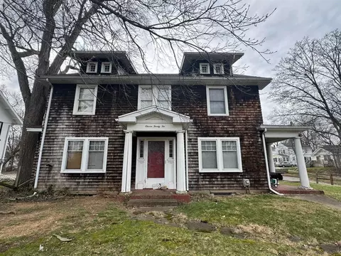 1122 4th, Jackson, MI 49203