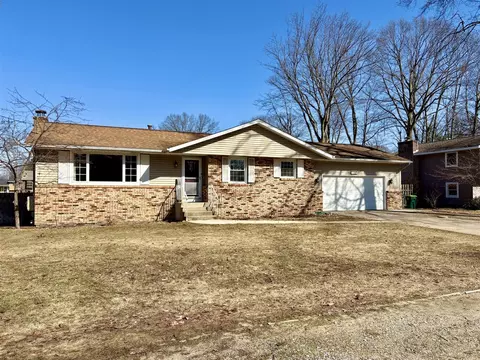1324 Crandall, Norton Shores, MI 49441