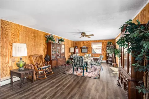 Dining - 1126 Chapel, Parma, MI 49269 photo 1 of 2