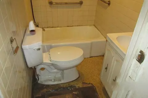 Bath - 1217 Marsh, Plainwell, MI 49080 photo 1 of 2