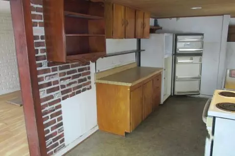 Kitchen - 1217 Marsh, Plainwell, MI 49080 photo 3 of 4