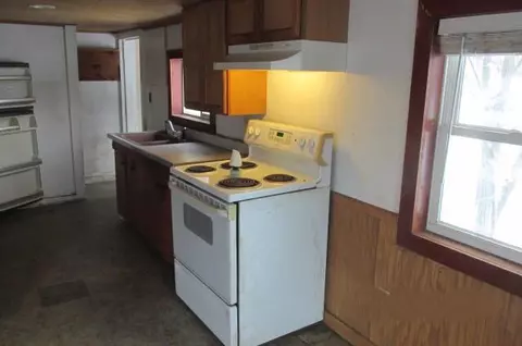 Kitchen - 1217 Marsh, Plainwell, MI 49080 photo 2 of 4