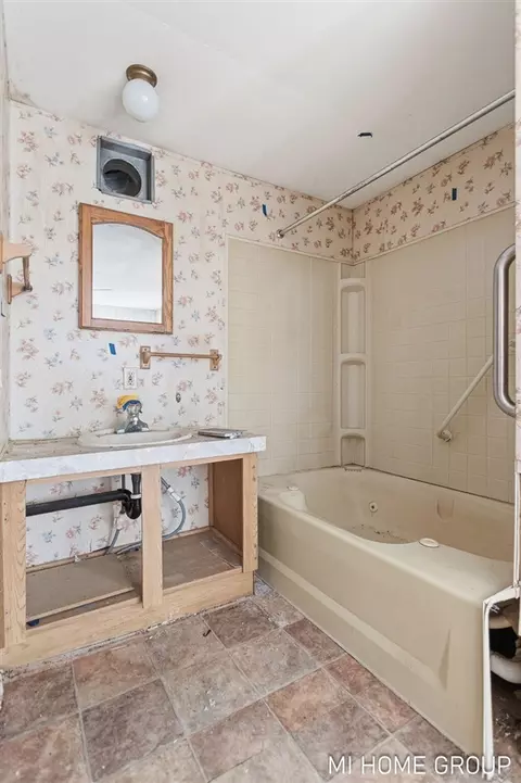 Bath - 5525 Highland, Pullman, MI 49450 photo 1 of 4