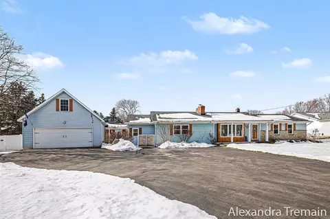 6325 8th, Grandville, MI 49418