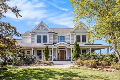 9975 Young, Rockford, MI 49341