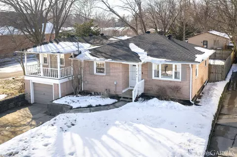 1287 Lamont, Grand Rapids, MI 49504