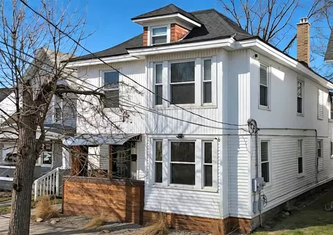 618 Pettibone, Grand Rapids, MI 49504