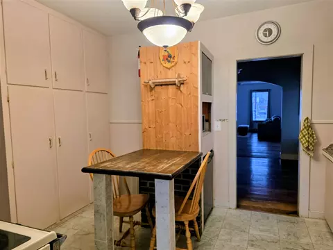 Kitchen - 53 E Pearl, Coldwater, MI 49036 photo 2 of 4