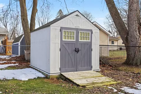 1043 Rose, Marshall, MI 49068 photo 26