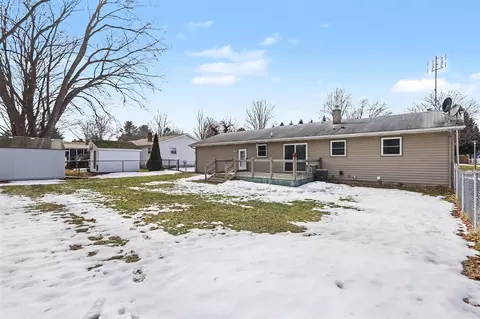 1043 Rose, Marshall, MI 49068 photo 25
