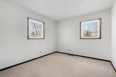 1043 Rose, Marshall, MI 49068 photo 16