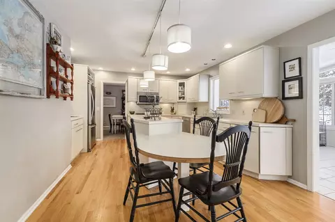 Kitchen - 3131 Howlett, Ada, MI 49301 photo 2 of 2