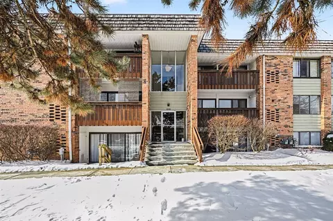 1215 S Maple #202, Ann Arbor, MI 48103