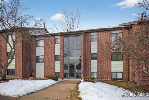 3396 Devonwood #C, Grand Rapids, MI 49525