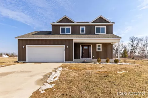 5268 N N Pt, Pierson, MI 49339