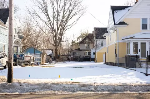 226 Lathrop, Battle Creek, MI 49014