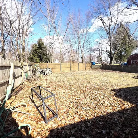 Exterior - 407 Barry, Colon, MI 49040 photo 4 of 6