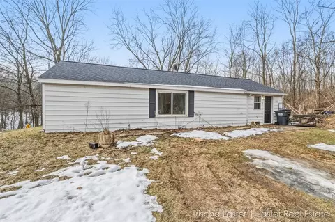 13000 Pine Lk, Plainwell, MI 49080 photo 2