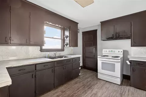 134 N Gorham, Jackson, MI 49202 photo 10