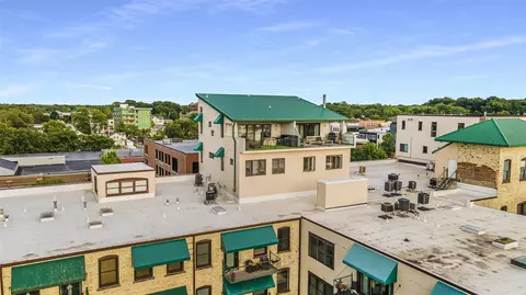 110 N N Hbr #310, Grand Haven, MI 49417