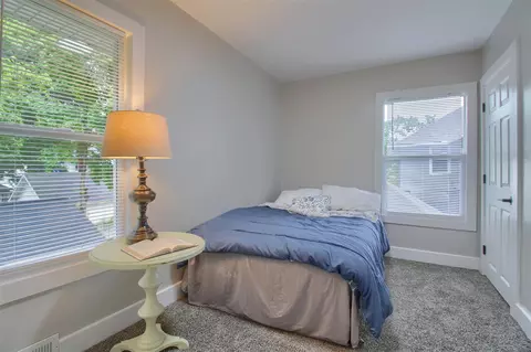 Bedroom - 609 W Biddle, Jackson, MI 49203 photo 3 of 6