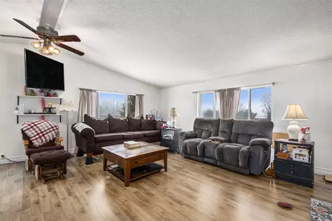 Living - 5616 Tanglewood, Sidney, MI 48885 photo 2 of 2