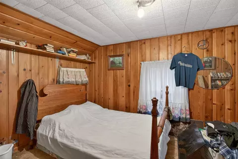 Bedroom - 2013 Cooper, Jackson, MI 49202 photo 5 of 5
