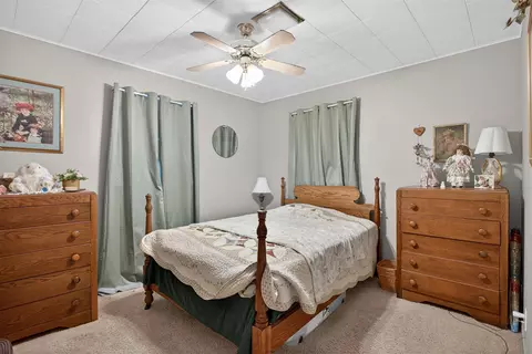 Bedroom - 2013 Cooper, Jackson, MI 49202 photo 1 of 5