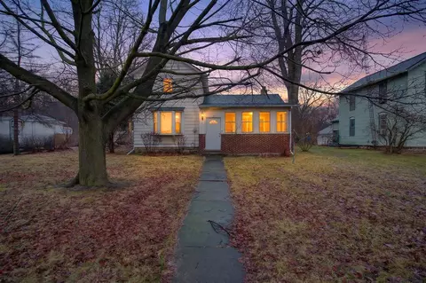 2013 Cooper, Jackson, MI 49202