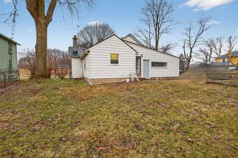 Exterior - 2013 Cooper, Jackson, MI 49202 photo 2 of 2