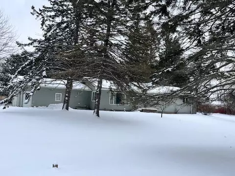 8547 Mill, Onekama, MI 49675