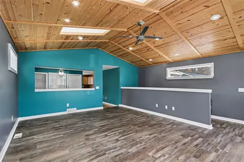 Living - 1046 Bronson, Plainwell, MI 49080 photo 2 of 4
