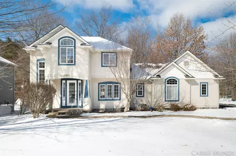 2933 Pine Edge, Holland, MI 49424