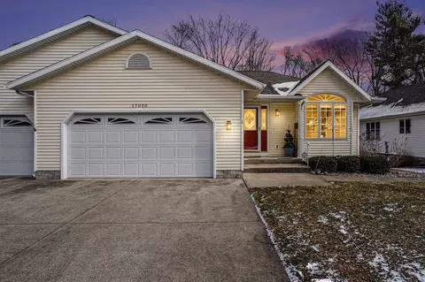 17010 Grandview #19, Spring Lake, MI 49456