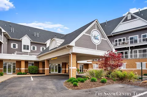 917 W Savidge #1, Spring Lake, MI 49456