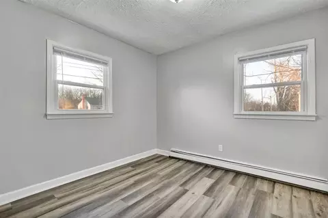 4927 Starr, Lansing, MI 48910 photo 10