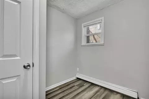 4927 Starr, Lansing, MI 48910 photo 22