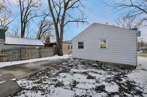 4927 Starr, Lansing, MI 48910 photo 6