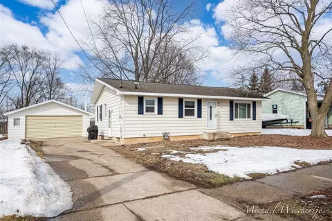 3109 Nursery, Wyoming, MI 49519