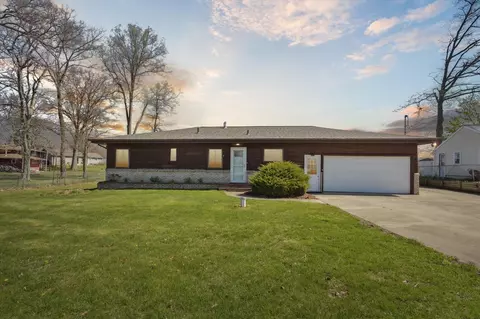 430 Jefferson, Michigan Center, MI 49254