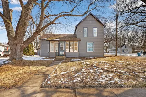 311 Russell, Middleville, MI 49333